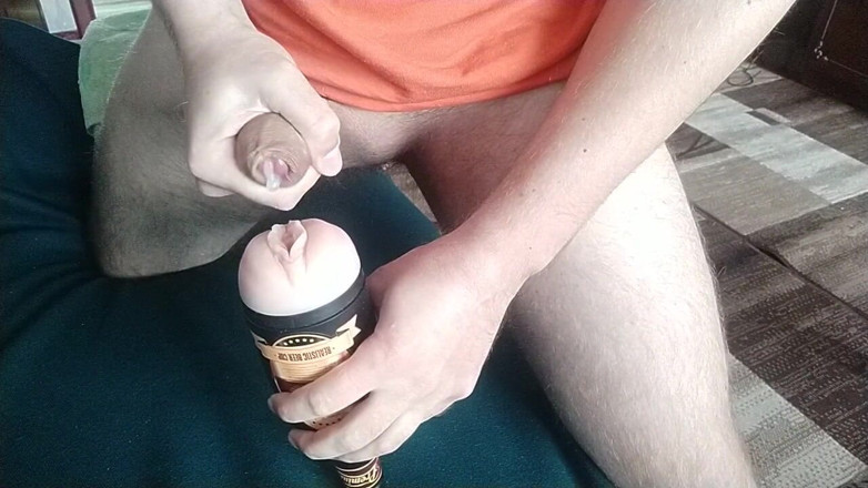 Hot guy solo: Gay model fucks pussy toy and cums twice on webcam