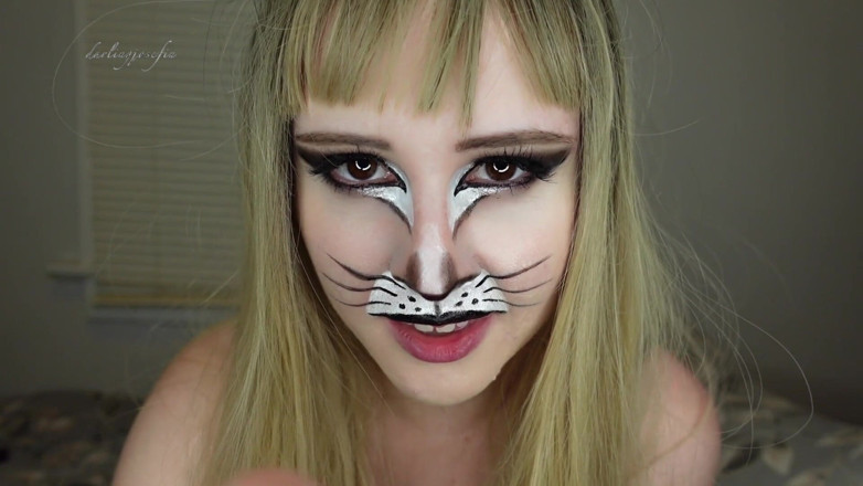 Darling Josefin: Un bon chaton ou un mauvais chatte tapette jouent
