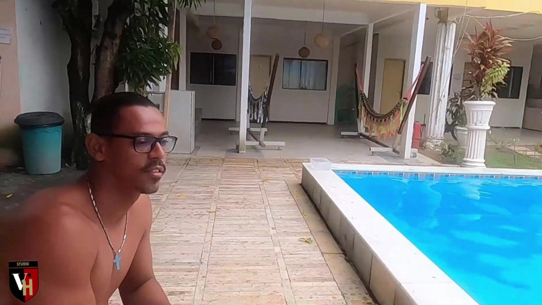 VictorHugo: Fucking with the new girl he met at the pool