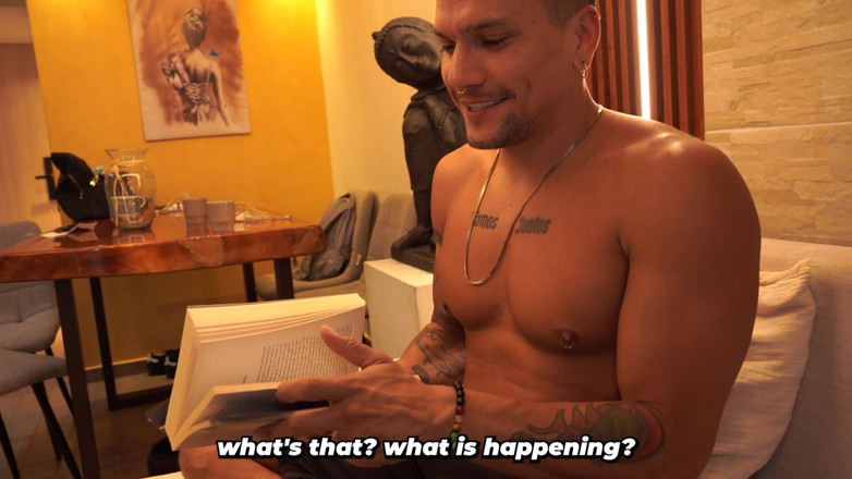 Tibasinsx: 義理の妹が自慰をしているのを見て、彼女の膣を突きに行きました