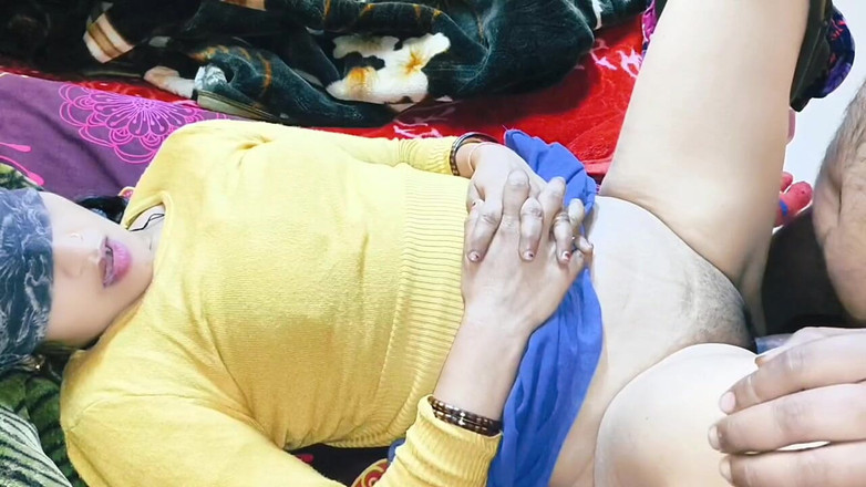 Janvibhabhii: Mi novio me folló en posición de pie, romance de...