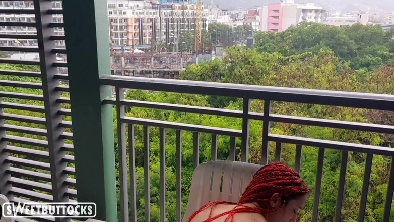 SweetButtocks: parphekt stan vaali beb aautdor nagnata aur dildo se hastamaithun...