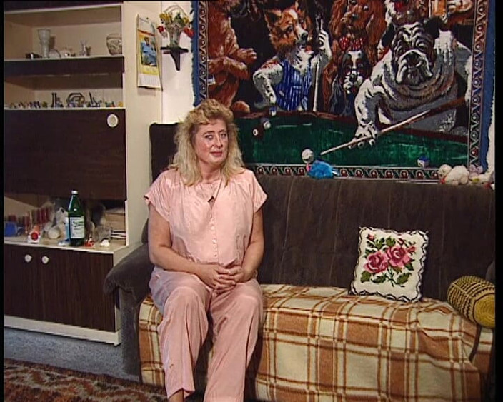 YOUR FIRST PORN: Janine gemuk juga mempunyai hak untuk orgasme