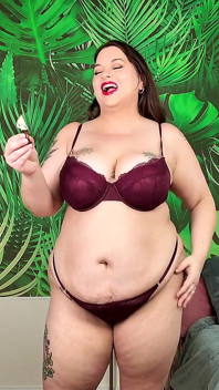 Flickvänens MILF krymper dig