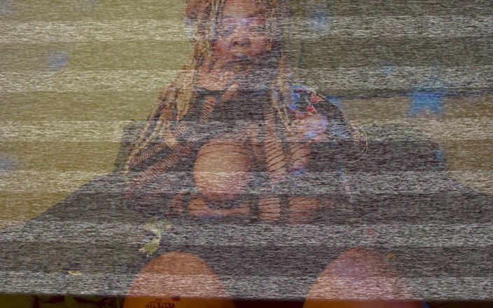 Rue, The Waning: Redbone Findomme entleert dich mit einem blick