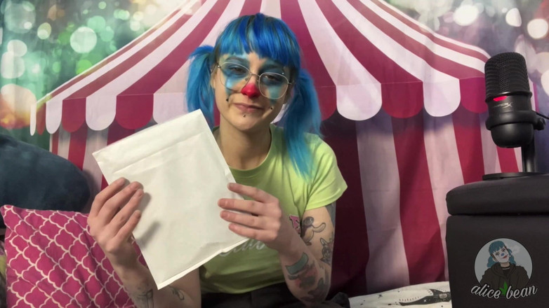 Alice Bean: Item Aroma Ahli