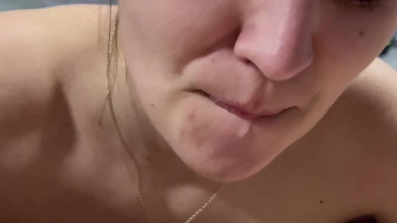 fantasycouplexxx: Kouření Cum Ústa Deepthroat polykání Bukkake