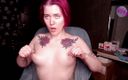 Stacy Moon: स्तनों की पिटाई, निपल्स को जोर से खींचना