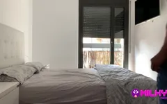 De träffade din mamma på Tinder och de knullade henne .... Kåta spanska MILF