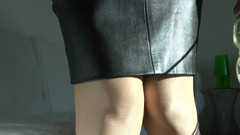 Lady Victoria Valente: 极其臭的皮靴！在《靴子、气味与脚下》，维多利亚·瓦伦特夫人