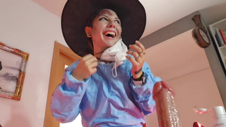 dafnedenoch: Penectomie le soir d’Halloween, belle-mère zombie ! sorcière