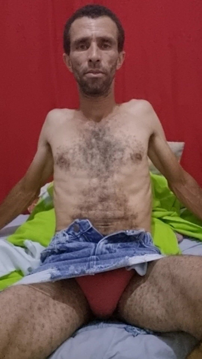 osmar1221: Ils viennent tous et aiment me regarder me masturber avec...