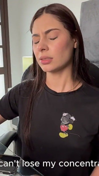 Čůrám své džíny v mé kanceláři
