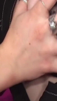 เลสเบี้ยนกำมือหีบ้าเลือด - หีแฉะพุ่งน้ำพุ่งกระจายไปทั่ว