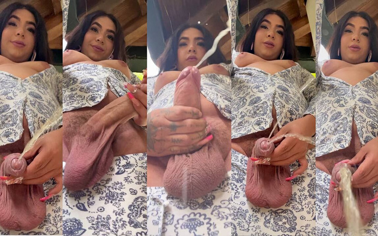 Piss and Cum Outdoor!! (Amazing shemale big balls) Piss and Cum Outdoor!! (Amazing shemale big balls)
