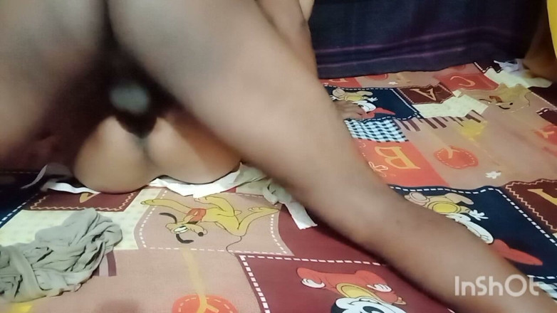 Yourindiancuople84: 印度丈夫妻子色情视频和浪漫的性爱