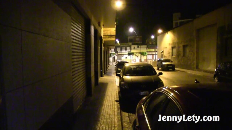 Jenny Lety: Pijpen op straat