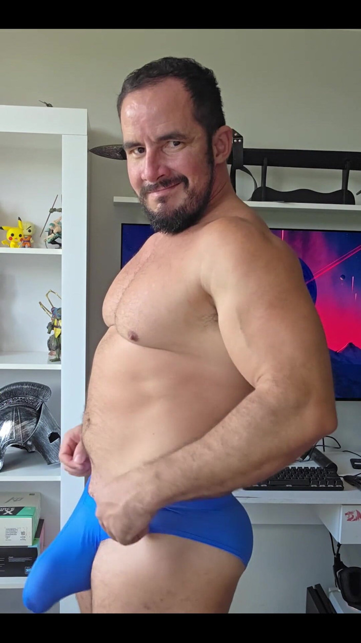 TPOWERX: ผ้าของกางเกงในเหล่านี้อร่อยและยืดได้ดีสําหรับควยใหญ่