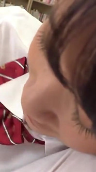 แกอยากดูหน้าอกฉันใช่ไหม? - 2