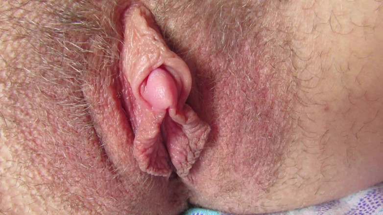 Cuteblonde666: Close up big clit jerking and cumming