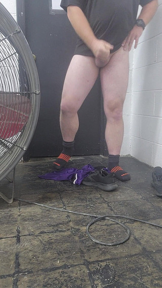 Djk31314: Madeni para çamaşırhanesinde 2. tur