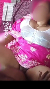 Quente sexy indiana esposa em blusa branca molhada buceta ejaculação interna em primeiro plano