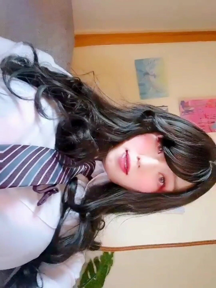 Harinni: (eng.sub) Encore para o Traje Mais Visto! Convide uma universitária...