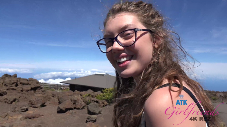 ATK Fans (Girlfriends): Vacanze virtuali in Hawaii con Elena koshka parte 8