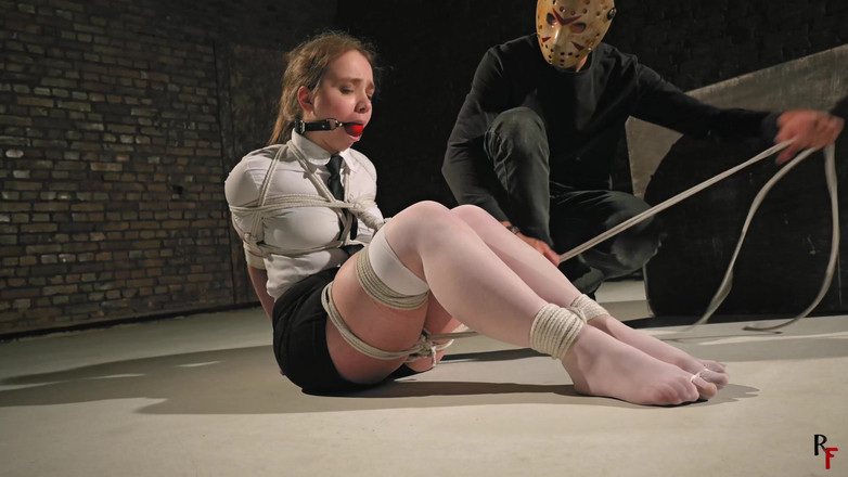 RF studio production: Arina Undercover Agent - Missão Falhou: Você é um Brinquedo bondage agora!