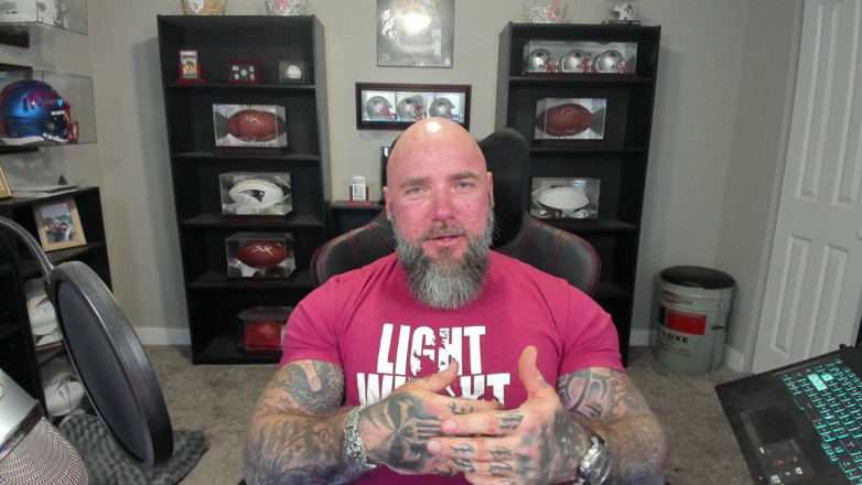 Raw and Uncensored with Masculine Jason: Советы на свидании для толстых людей