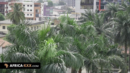 Africa-XXX: As tentações de uma linda senhora africana