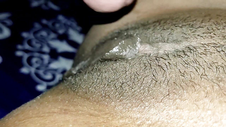 ChickenPuti: स्पष्ट ऑडियो के साथ नेपाली हॉट गांव सेक्स