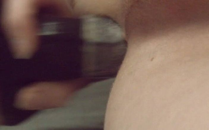 Dorian DomTop: モーガン・マークスがブラックディルドを楽々と取る