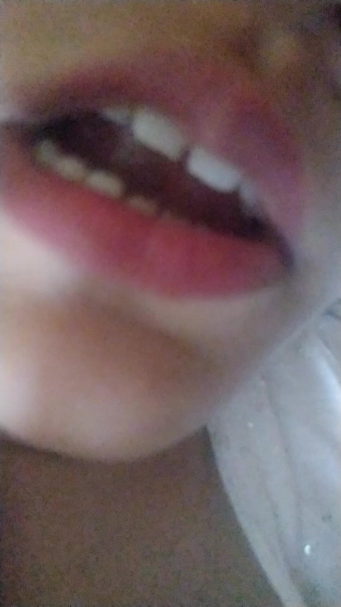 Dr_doom21: Los jugosos labios de Bhabhiji con voz