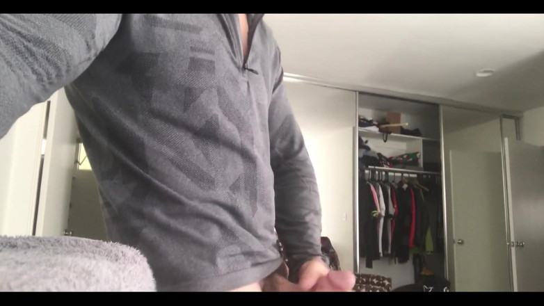 Trenton Ducati: Dimineața, jack off