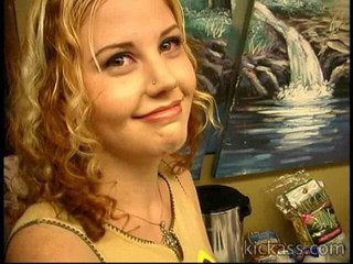 Kick Ass Pictures: Cherry Poppens, Domino, Renee Pornero'dan film akışı