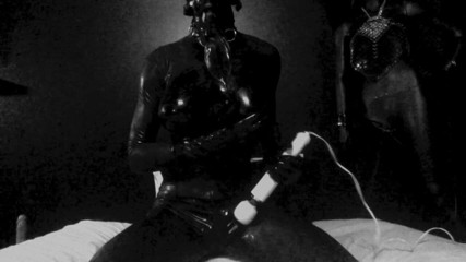 Kali Futa: Latex anal wand masturbation