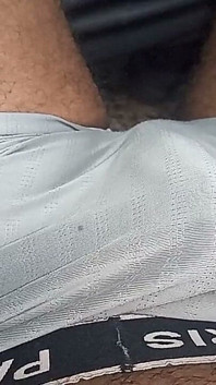 Hintli penisim ve ben yalama ile mastürbasyon