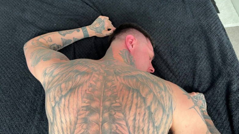 Mr Britain X: Mrbritainxがタトゥー入りのイケメン、ダニー・ボールドウィンとセックス
