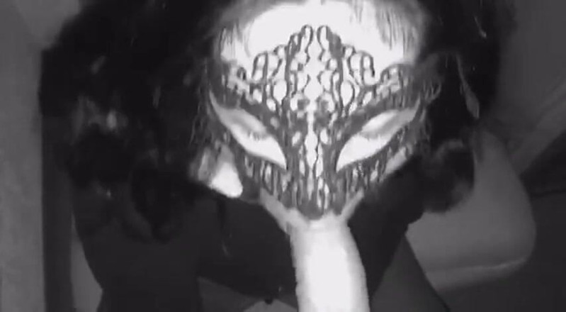 The Maestro and Margherita: Isteri memberikan saya blowjob di koridor hotel semasa bercuti