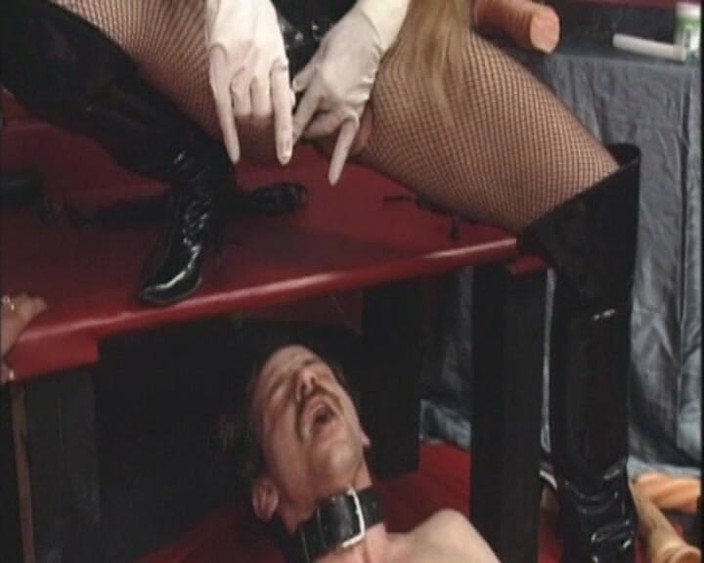 Vintage Movies XXX Best of: ホットな美女たちがワイルドなBDSMセッションで支配