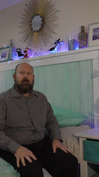 Vertrauender pastor mit strumpfhosen-fetisch verführt verheiratete frau