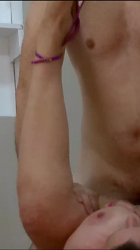 Cewek sange ini di-anal habis-habisan sampai dicrot di dalam