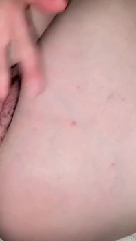 Wifebucket amateurs - taladro nocturno de su coño y culo apretado y peludo