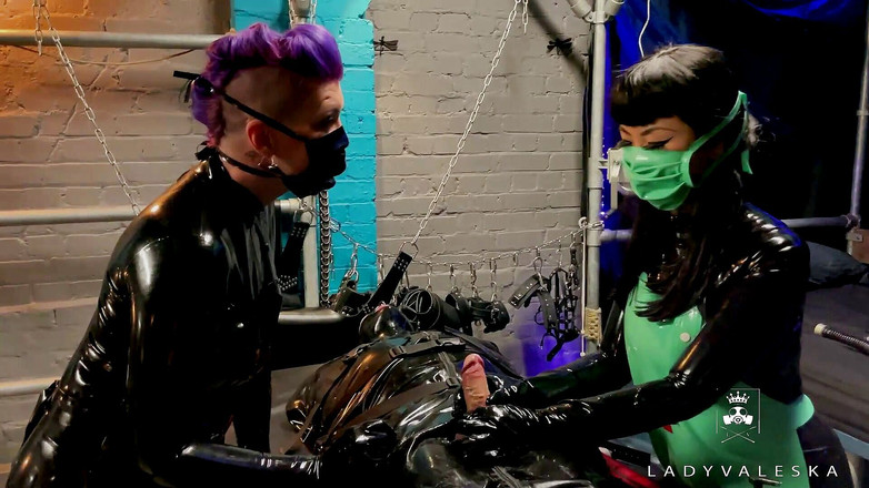 Lady Valeska: Vibrations de la bite