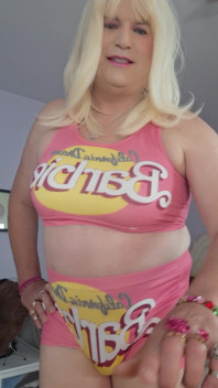 Blonde Bimbo for Stepdaddy!