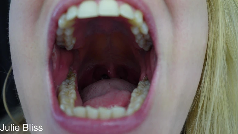 Julie Bliss: Happy Eat Day - Swallow and Digestion Documentary