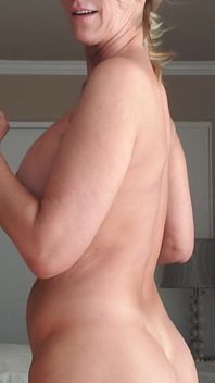 Whooty Jess Ryan