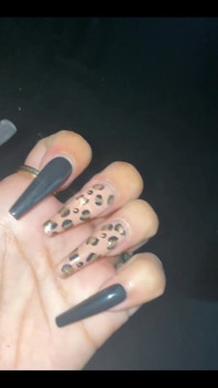 Who Eles Just Loves Long Nails!!! They so Sexy