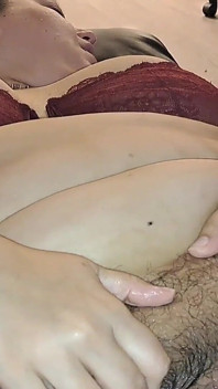 내 클리토리스를 바이브레이터로 문지르는 육덕 거유 흑인 대물 자지 Nata4sex